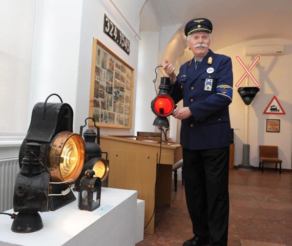 20eves vasuttorteneti alp kiallitas