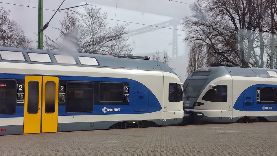 Több helyen szünetel a vonatközlekedés