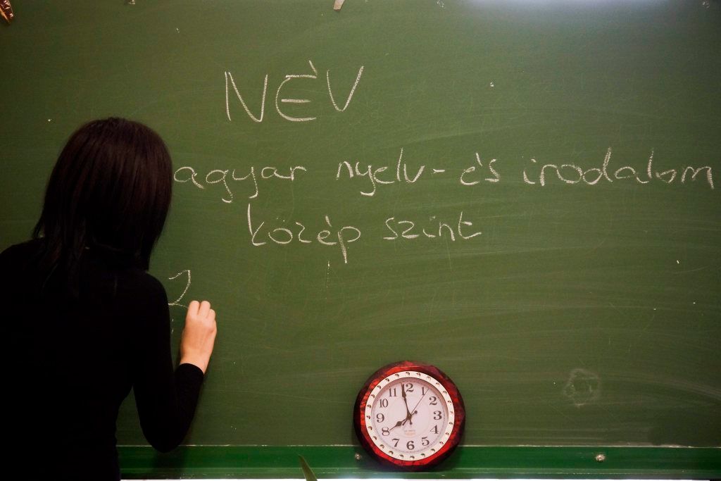 Felsőoktatási felvételi: több női jelentkező, az átlagéletkor 23,6 év