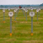 A levegõben gyulladt ki a honvédség gyakorlógépe, az egyik