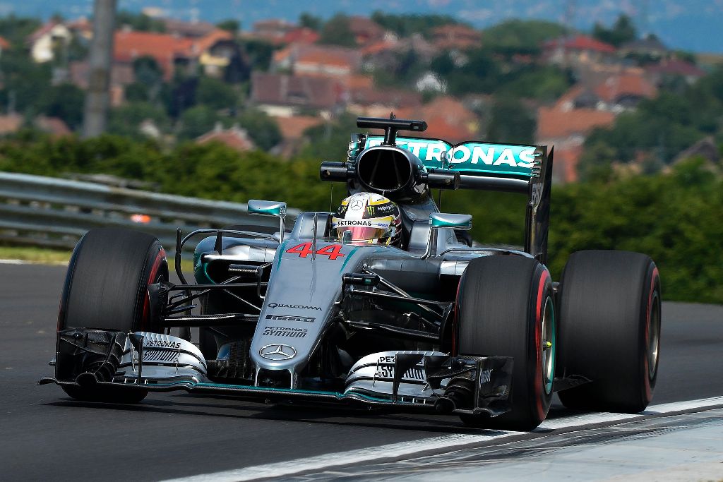 Hamilton kicsúszása borzolta a kedélyeket