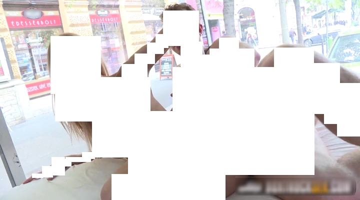 Járókelők egy pornófilmjelenetben – a NAIH feljelentést tett