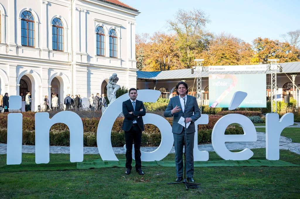 Deutsch Tamás: jövőre tömegesen lesznek tapasztalhatók a Digitális Jólét Program eredményei