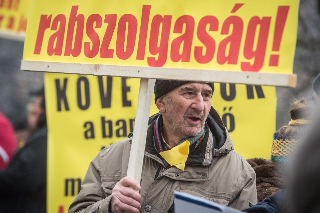 Orbán Viktor Szegeden – Demonstráció