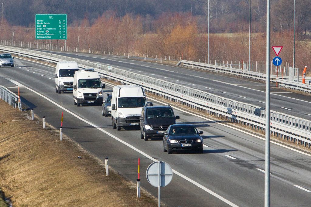 Veronai baleset – Magyarországra érkezett az áldozatok holttestét szállító konvoj