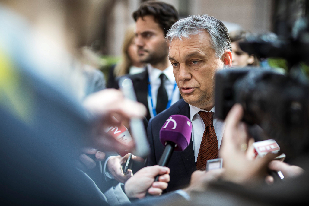 A kormány minden nyitott jogi kérdésben készen áll az együttműködésre az Európai Bizottsággal
