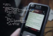 Jövőkutató: egyre inkább megfigyelik majd az emberek online tevékenységét