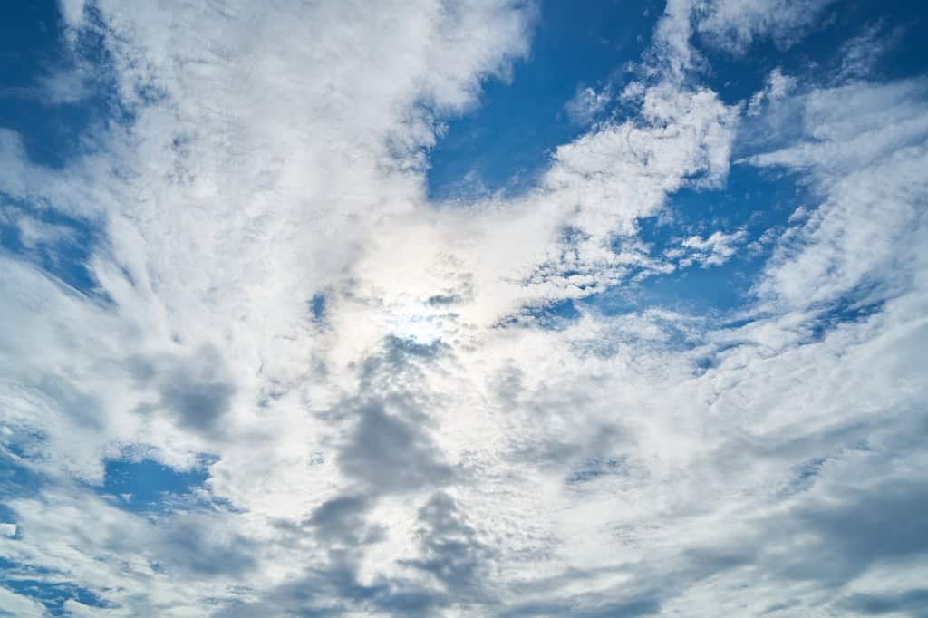 cloud-3047911_1280