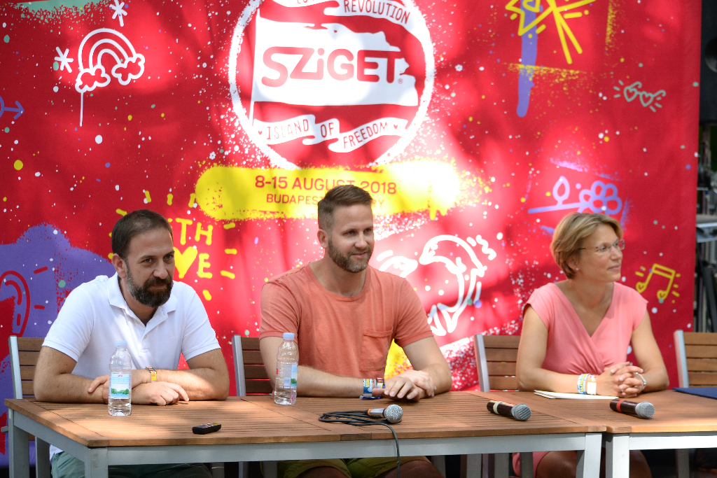 Több száz milliárd forintot spórolhat az ország a készpénzmentes fizetéssel