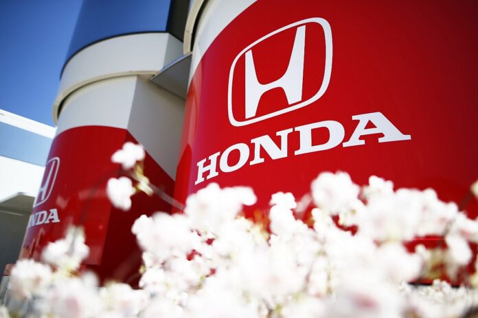 f1-british-gp-2018-honda-logos.jpg