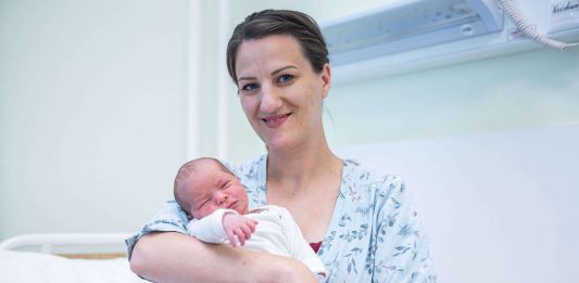 Az embrióból szűrték ki a súlyos SMA betegséget – egészségesen született a kisfiú a Semmelweisen
