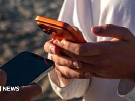 A WhatsApp lehetővé teszi a csevegést telefonszám megadása nélkül