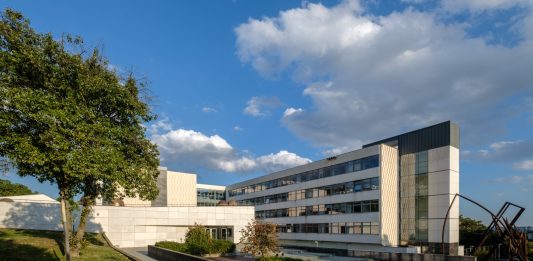 Az elsők között indít mesterségesintelligencia-informatikus mesterképzést a PTE