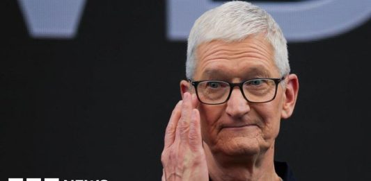 Az Apple bemutatja a Siri mesterséges intelligenciájának átalakítását, miközben Tim Cook búcsút int