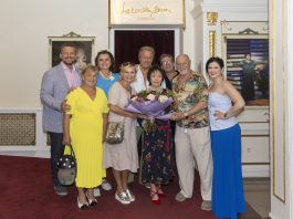 Lehoczky Zsuzsát köszöntötték 90. születésnapján a Budapesti Operettszínház művészei